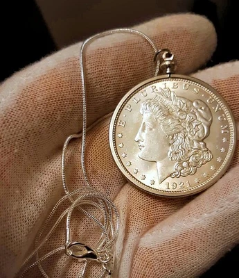 1921 - UNC MORGAN SILVER DOLLAR COIN .925 STERLING 20 INCH NECKLACE - KEEPSAKE - Image 1 of 4