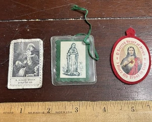 Lot of Scapulars,Apostleship of Prayer, 1 in Protective sleeves. - Picture 1 of 6