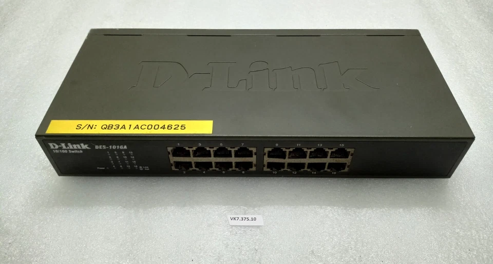D-Link DES-1016A 16 Port 10/100 Schalter Ies 1016AE B1G QB3A1ACOO4625 - Bild 1 von 4