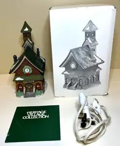 VTG Dept 56 North Pole Chapel 56260 Lighted House Heritage Village Collection - Picture 1 of 17