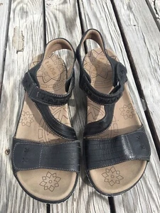 Taos Zenith Comfort Sandals Black Leather Stripe Ankle Strap Low Wedge 9 Women’s - Picture 1 of 13