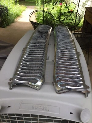 Cadillac Eldorado 1958 ventilación con capucha cromada Foto 1 de 4