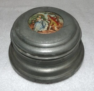 1930s Aluminum Powder Puff Wind Up Music Box Courting Scene #4 WORKS - Picture 1 of 9