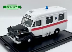 BNIB OO Gauge Oxford 1:76 76BED008 Aberystwyth Bedford J1 Ambulance - Picture 1 of 3