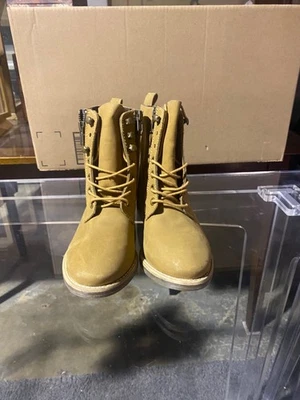 Diva wheat women boots size 6 - Image 1 of 3