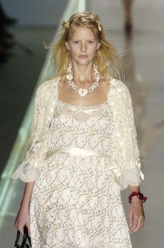 Giacca tulle Galliano 2005 per Christian Dior Runway primavera estate 2005