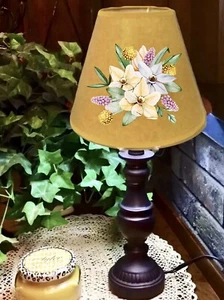 Tan Faux Oiled Kraft Flower Decal Lamp Shade~CLIPS ON BULB~No Harp Needed~9x4x7 - Picture 1 of 5