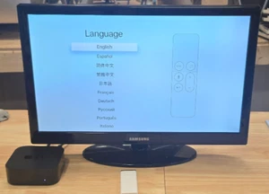 Apple TV 4th Generation With First Gen Remote and Power Cable - Tested Working - Picture 1 of 4