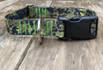 BLUE COLLAR DOGWEAR New Medium Camo Dog Collar - Adjustable Collar 1in wide Collar 12-18” USA Made