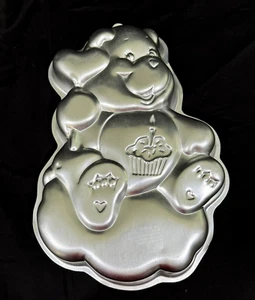 Vtg Wilton Cake Pan Mold CARE BEARS Birthday Bear 1983 # 2105-1793 pan only - Picture 1 of 8