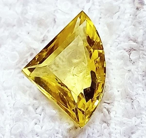 Natürlicher gelber Saphir 6,55 ct lose Edelsteine zertifiziert - Bild 1 von 4