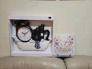 Badewanne Badezimmer Quarzwerk Wanduhr weiß Bad mit Bonus 1 Badewannenbild - Bild 1 von 3