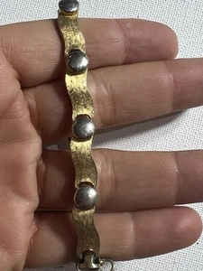 Vintage goldfarbene Flachkette Monet Armband Gliedermanschette Schmuck Schmuck Sammlerstück - Bild 1 von 8