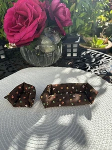 Vintage Fisher Price casa delle bambole anni 70 marrone divano e sedia solo cuscini - Foto 1 di 5