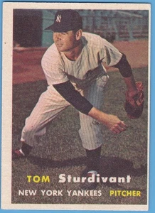 1957 Topps #34 Tom Sturdivant. New York Yankees. EX/MT (OC). - Picture 1 of 2