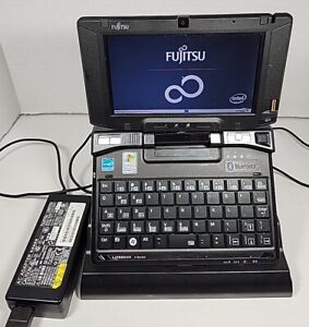 UMPC Fujitsu Lifebook U810 Computer 5,6" Bildschirm Windows XP Tablet PC & Dock lesen