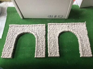2 X TUNNELS HO OO SCALE 00 SCALE-single Track, Rustic Pebble Type Painted QLB52 - Picture 1 of 8