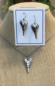 Lustige Herz Halskette mit einem Paar hypoallergen Herz Ohrhänger - Bild 1 von 4