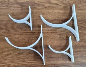 Portapacchi auto radiocomandato - ganci da parete - stampato in 3d - QUALSIASI COLORE - Foto 1 di 9