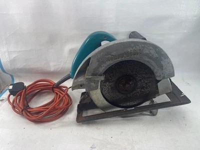 Makita 210 Circular Saw Corded SR2100 1400W - Image 1 of 4