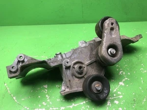 LAND ROVER DEFENDER tenditore pompa AC staffa alternatore 2.4 YLU500510 - Foto 1 di 4