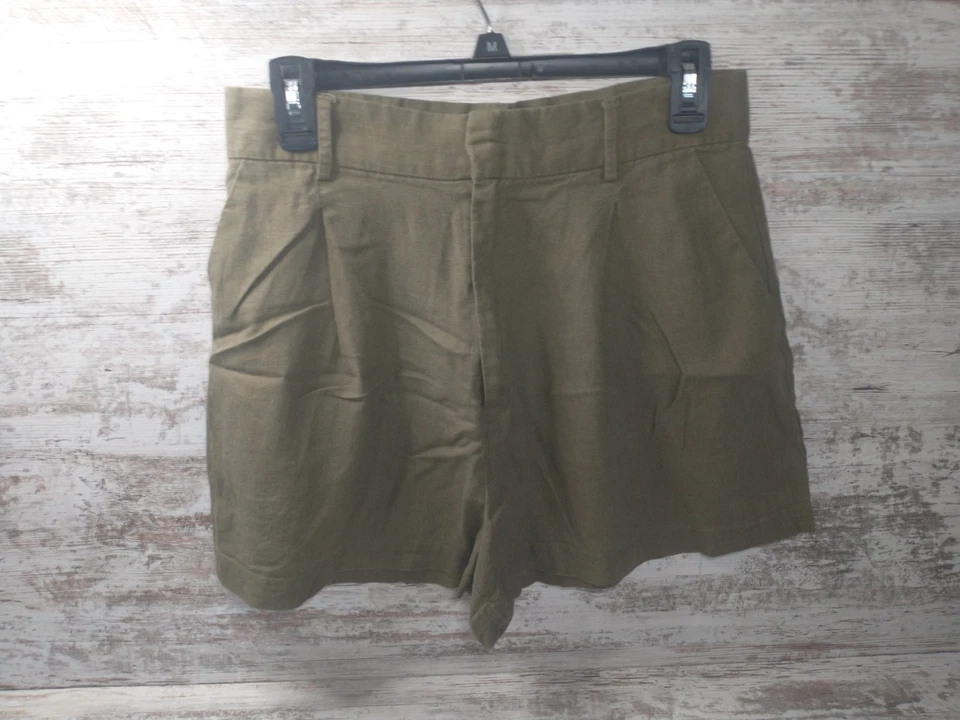 Pantalones Cortos Forever 21 Contemporáneos Para Mujer Elegantes Verdes Talla L Tiro Medio Lino Foto 1 de 4