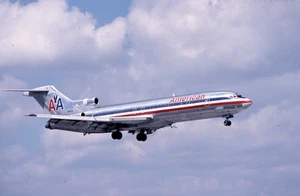 ORIGINAL 35mm Aircraft Boeing N6822 AMERICAN AIRWAYS 727 MIAMI 1989 #7587 - Picture 1 of 1