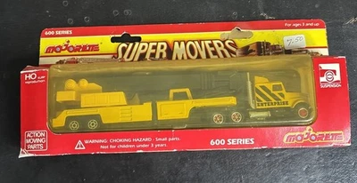 Majorette Super Movers 600 Series Crane Trailer HO Scale - Image 1 of 4