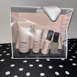 Mary Kay TimeWise Miracle Set The Go Set - Normal/Dry Formula-New - Picture 1 of 4