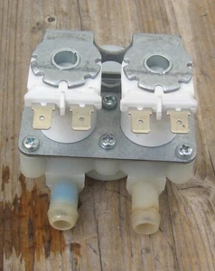 Amana Maytag Whirlpool Cold Water Inlet Valve WP34001151 34001151 - Picture 1 of 3