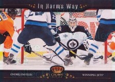 2011-12 Crown Royale In Harms Way #17 Ondrej Pavelec