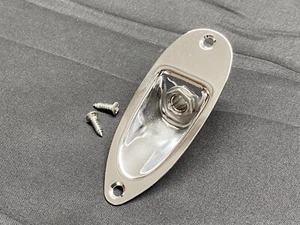 Genuine Fender Strat JACK PLATE w/JACK & SCREWS Stratocaster Football Squier - Picture 1 of 10