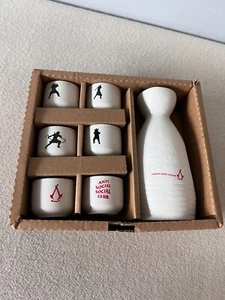 Anti Social Social Club Assassin's Creed Fight Sake Set - NUEVO - Imagen 1 de 6