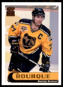 1999-00 Pacific Paramount Gold Ray Bourque #17