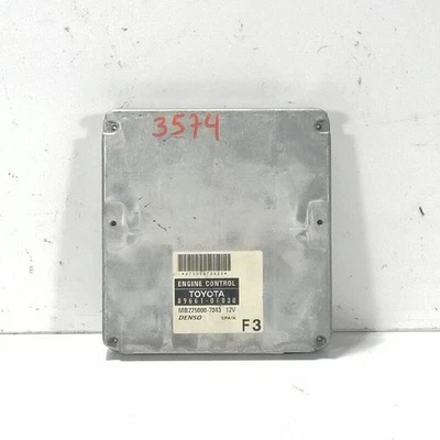 896610F030 centralina motore TOYOTA COROLLA VERSO R1 1.8 LUNA 2004 1205091 - Immagine 1 di 3