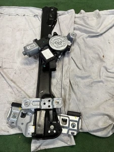 2013-2019 BUICK ENCORE FRONT LEFT DRIVER SIDE DOOR WINDOW REGULATOR W/ MOTOR OEM - Picture 1 of 15