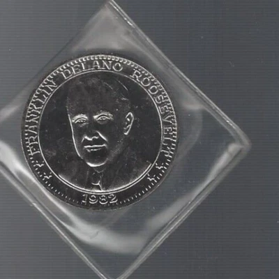 1982 FRANKLIN D. ROOSEVELT COMMEMORATIVE COIN 100TH ANNIV. 1882-1945 - Image 1 of 2