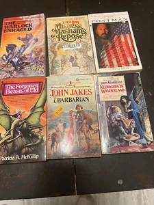 20 GREAT SCIENCE FICTION PAPERBACKS IN GREAT CONDITION - Picture 1 of 5