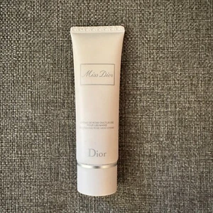 Miss Dior Nourishing Rose Hand Creme 1.7 oz - NEW - Picture 1 of 5