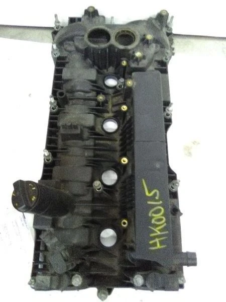 Ford Mustang 2016 cubierta de válvula  Foto 1 de 4