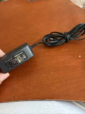 Genuine Netgear Switching AC Adapter DSA-9R-05 AUS 332-10014-01 7.5V 1A - Image 1 of 4