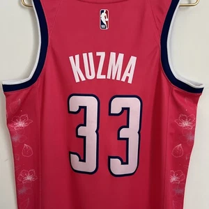 Kyle Kuzma Nike Wizards 2022-23 City Edition Swingman Trikot Größe 44/M EUC - Bild 1 von 12