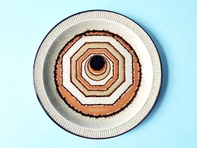 VINTAGE BRITISH POOLE BROADSTONE VORTEX STONEWARE POTTERY CERAMIC SIDE PLATE 7" - Image 1 of 4