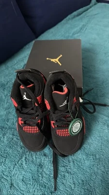 Nike Air Jordan 4 retrô vermelho Thunder BQ7670-016 criança infantil preto vermelho 11C - Imagem 1 de 3