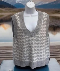 ABERCROMBIE FITCH Sweater Vest Women M Sleeveless Houndstooth Soft Knit Cottage - Picture 1 of 12