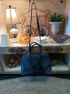 MICHAEL KORS SATCHEL SHOULDER BAG TOTE PURSE BLACK LEATHER GOLD - Picture 1 of 10