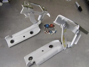 Camaro RS SS 2010-2015 OEM conjunto de bisagras de capó diestro derecho blanco 6C3 - Imagen 1 de 8
