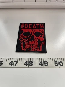 Muerte #Muerte Sangre Rojo Y Negro Calavera Horror Bordado Hierro En Parche Nuevo - Imagen 1 de 3