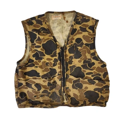 Vtg SafTbak Camo Hunting Vest w/ Game Carry Pouch Shotshell Holders Medium? READ - Image 1 of 4