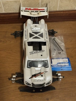 Camión de piezas/chasis de rodillos Hobao Hyper 10 TT escala 1/10 Truggy Foto 1 de 4